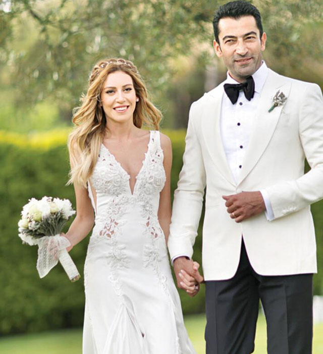 Oyuncu Sinem Kobal, kendisinden 13 yaş büyük meslektaşı Kenan İmirzalıoğlu ile 2016 yılında nikah masasına oturmuştu. Mutlu bir evlilikleri olan çift, 2020 yılında ilk bebek haberiyle gündeme gelmişti.