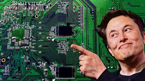 Çılgın proje: Elon Musk insan beynine çip takacak!