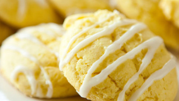 Yediğiniz tüm limonlu kurabiyeleri unutturacak tarif: Hazırlaması 15 dakika