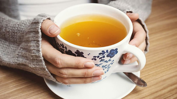 Diyetisyen Gamze Altınay'ın önerdiği çayı düzenli içerek 1 haftada zayıflayabilirsiniz.