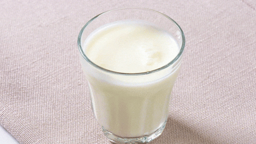 Süt Kilo Yaparmı, Kilo Aldırır mı? Uzman Diyetisyenler Cevaplıyor