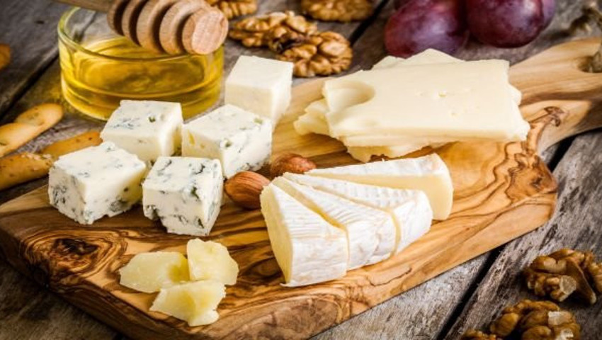 Peynirin besin değeri ve sağlık için 8 faydası