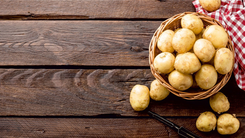 Patates kolay sindirilir, uzun süre tokluk hissi verip kilo vermeye yardımcı olur.