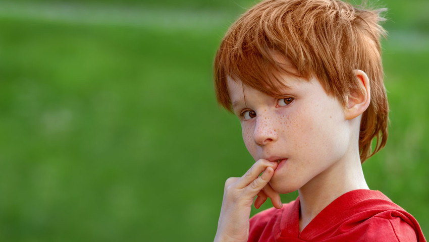 Çocuklar tırnaklarını can sıkıntısından, stresten veya alışkanlık haline getirerek yiyor olabilir.