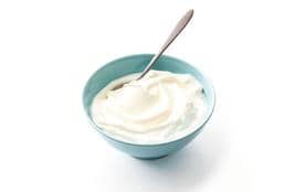 yogurt kilo aldirirmi zayiflatirmi kac kalori diyetisyen cevapliyor