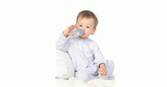 Bebeklere Su Ne Zaman Verilir Ve Mama Yiyen Bebeklere Su Verilirmi?