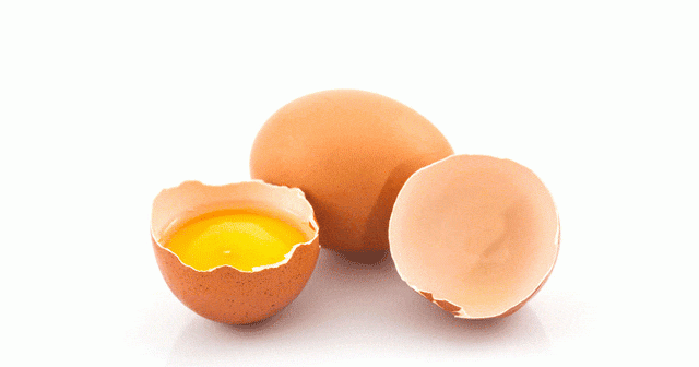 Suna Dumankaya’dan Yumurta Akı İle Yapabileceğiniz Yüz Maskesi Tarifleri