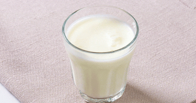 Süt Kilo Yaparmı, Kilo Aldırır mı? Uzman Diyetisyenler Cevaplıyor