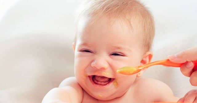 5 Aylık Bebek İçin Sebze Çorbası, 5 Aylık Bebek Ek Gıda Ne Verilir?