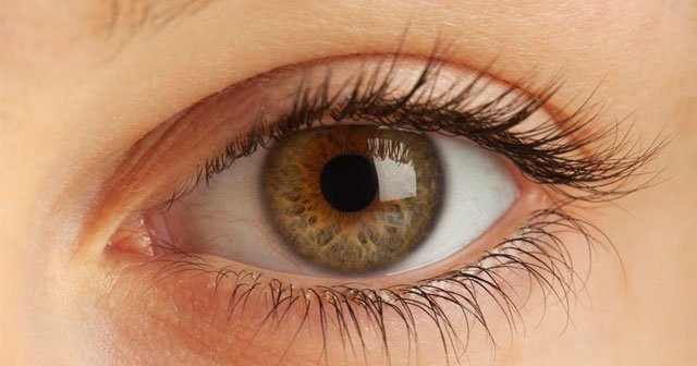 Göz tansiyonu ağrısı nerede olur?