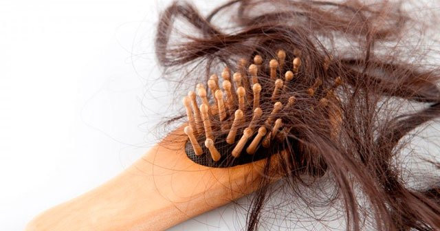 Saç Dökülmesi Nasıl Önlenir Durdurulur? Saç Dökülmesine Karşı Maske