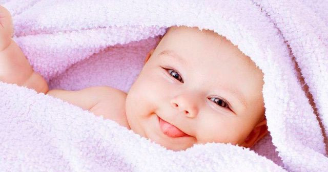 bebeklerde mide bulantisi neden olur nasil gecer