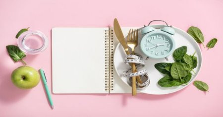 Çalışan kadınlar için haftada 3 kilo zayıflatan diyet listesi