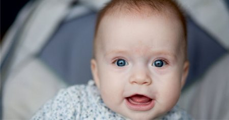 Bebeklerde geç diş çıkarmanın 10 nedeni, komplikasyonları ve tedavi yöntemleri