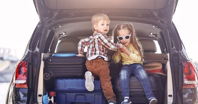 Bebeğinizle seyahatin püf noktaları: Bebekle araba ve uçak yolculuğunda nelere dikkat edilmeli?