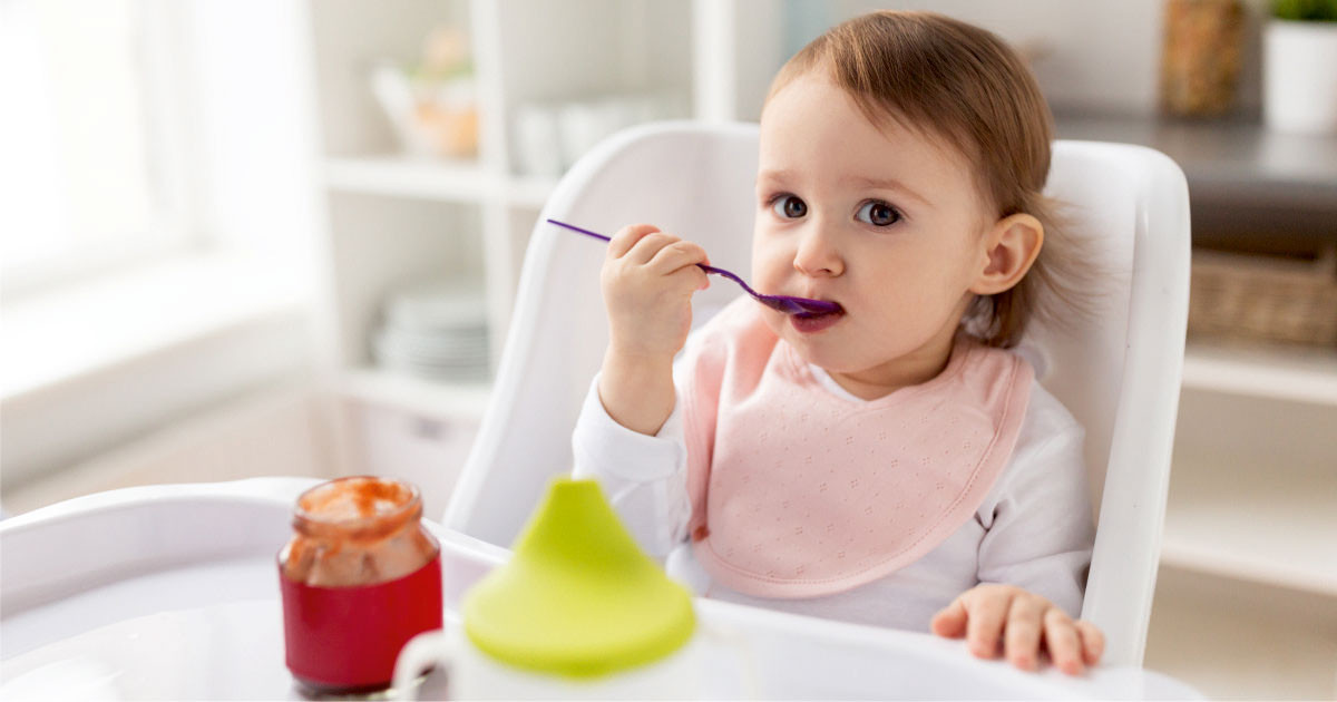 8 aylık bebeklerde beyin gelişimini desteklemek için kahvaltıda mutlaka cevize yer vermelidir.