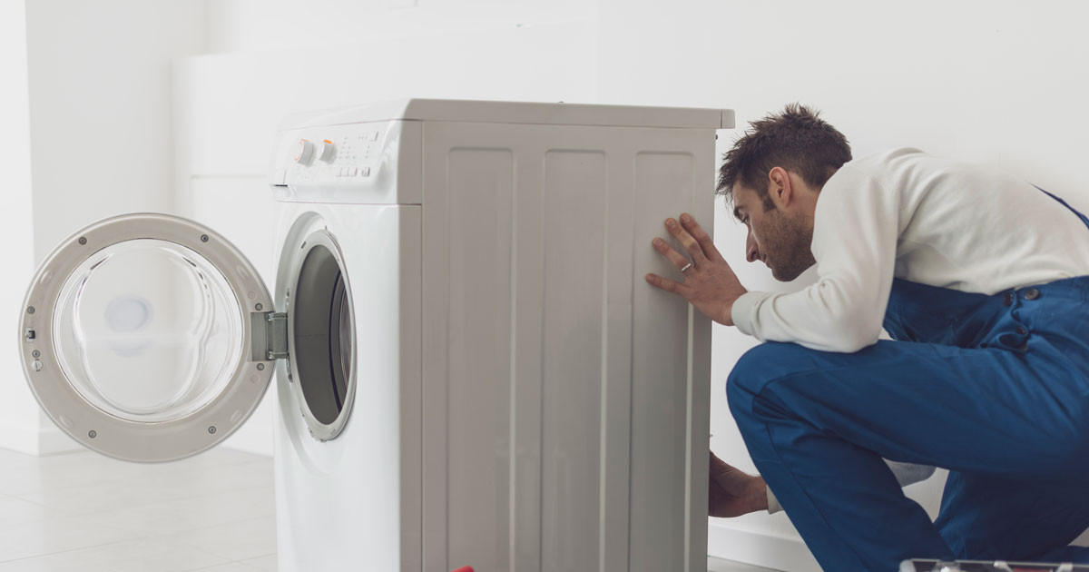 Çamaşır makinesinin su almaması sorununu evde kendiniz çözemiyorsanız teknik servisi çağırabilirsiniz.