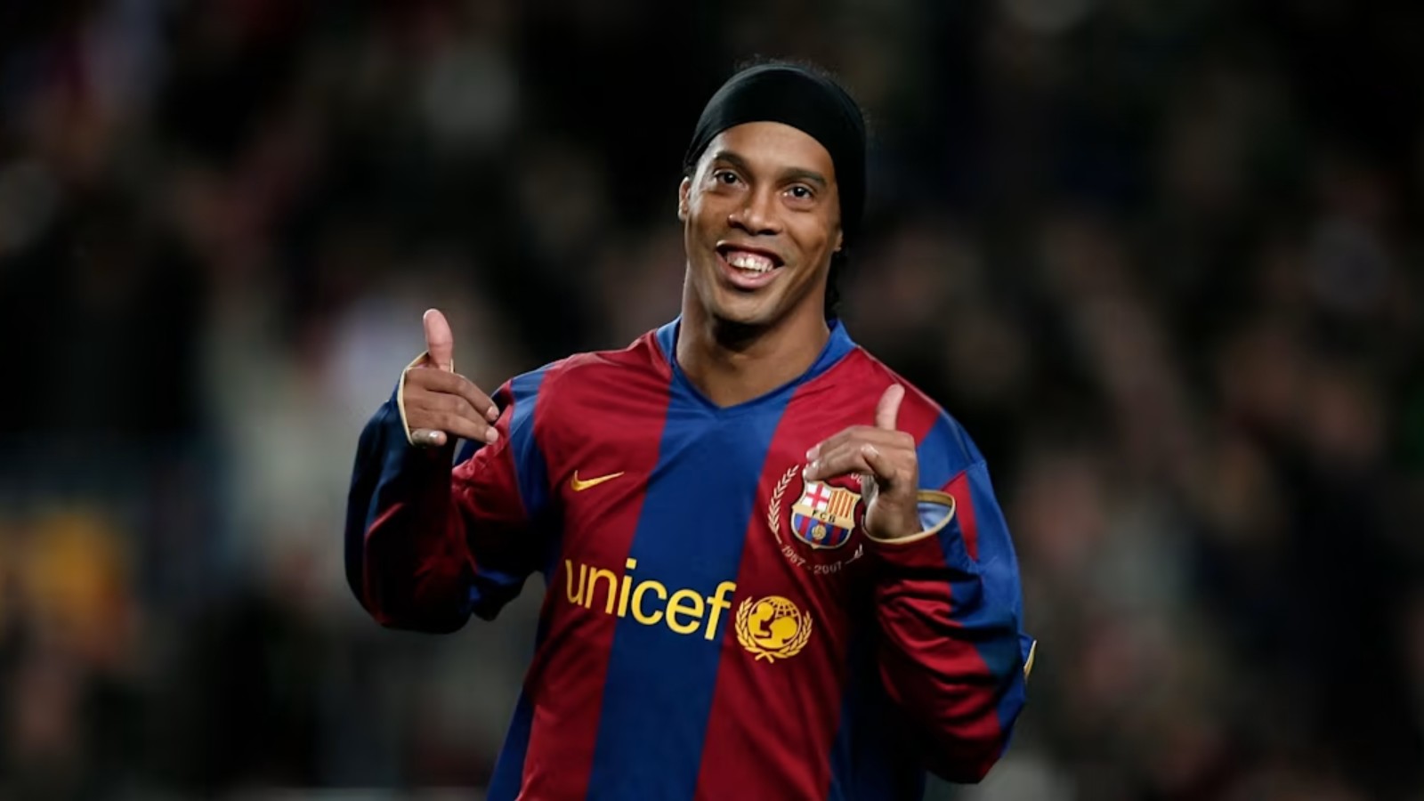 Acun bombayı patlattı: Dünyaca ünlü futbolcu Ronaldinho, Survivor'a geliyor!