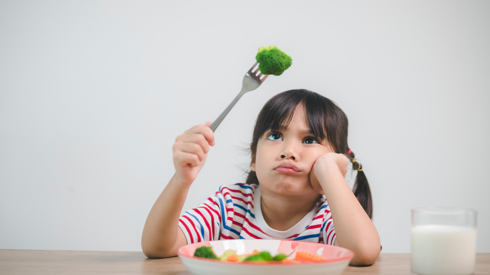 Çocuklar neden yemek seçer? Ebeveynlere düşen görev nedir?