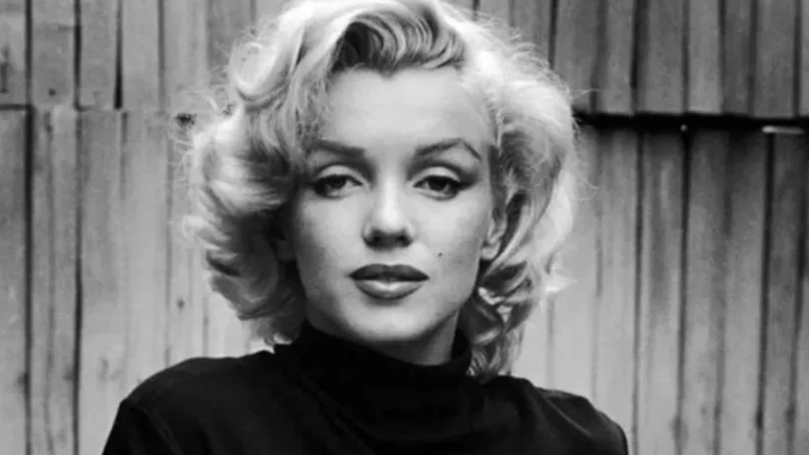 Ölü yatırımın böylesi! Marilyn Monroe'nun yanındaki boş mezar ve bazı eşyaları rekor fiyata satıldı