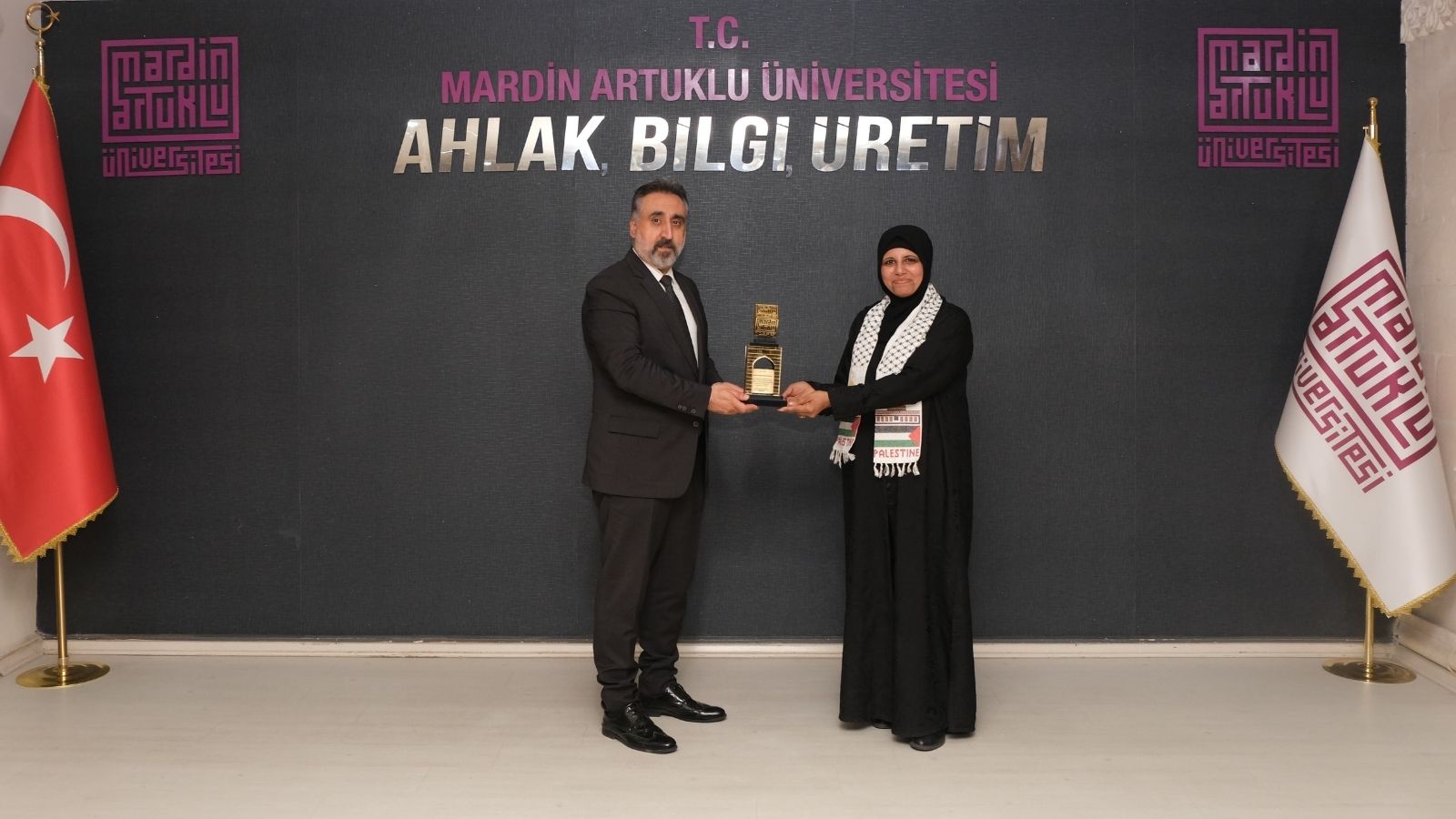 Gazzeli akademisyen Mardin Artuklu Üniversitesi&#039;nde göreve başladı