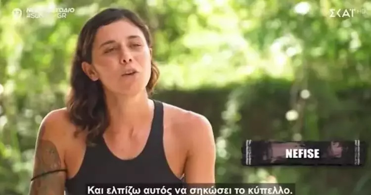 Survivor Nefise Yunan yarışmacı Fanis'e resti çekti! Başka yarışmacıyla samimi görüntüleri çıktı