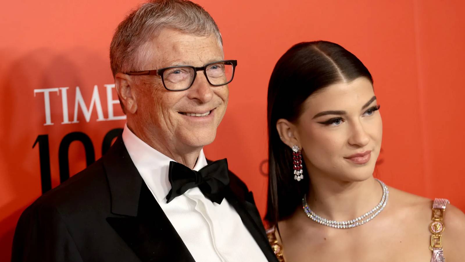 Milyarder Bill Gates'in kızı Phoebe Gates, Paul McCartney'nin torunu Arthur Donald ile sevgili olduklarını açıkladı