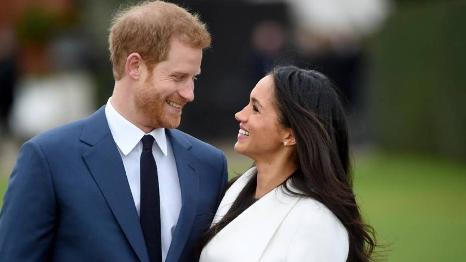 Prens Harry tek tek açıkladı: Meghan Markle&#039;ı neden İngiltere&#039;ye getirmiyor?