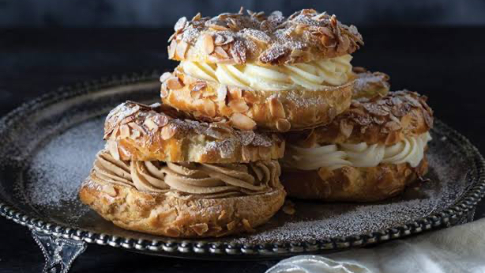 Fransız mutfağının lezzetini evinize taşıyın! İşte Masterchef usulü Paris-Brest tarifi