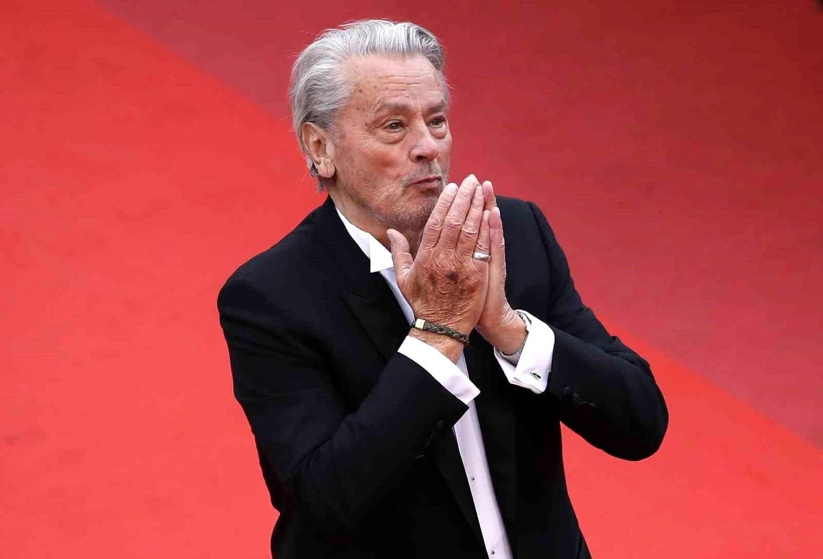 Arzu Sabancı’dan duygusal veda: Alain Delon’la Paris anısını paylaştı