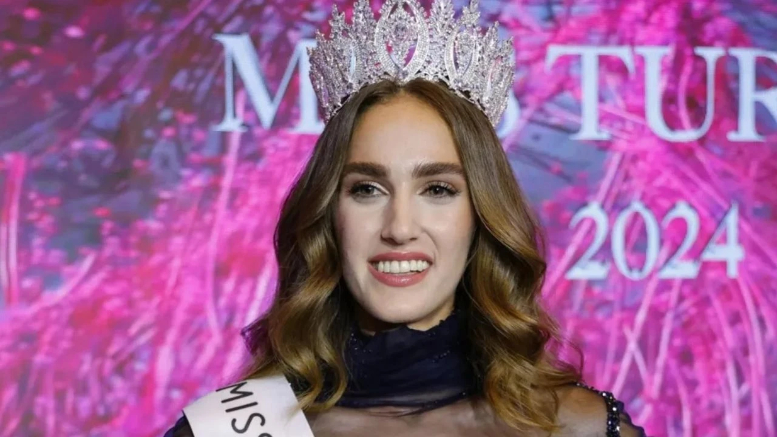 2024 Miss Türkiye birincisi İdil Bilgen'in rakipleri açıklandı: Türkiye güzeli ve diğer adaylar arasında kim öne çıkacak?