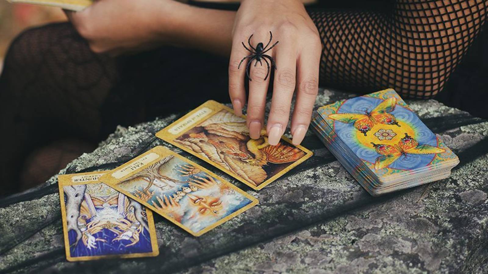 2 Ekim tarot falı: Kalbinin kapılarını açmaya hazır ol