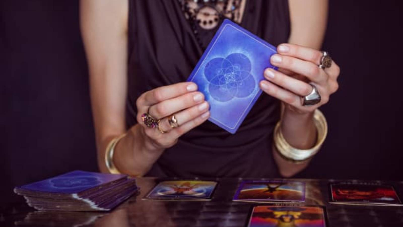 5 Ekim Cumartesi: Tarot falında romantizm rüzgarları esiyor