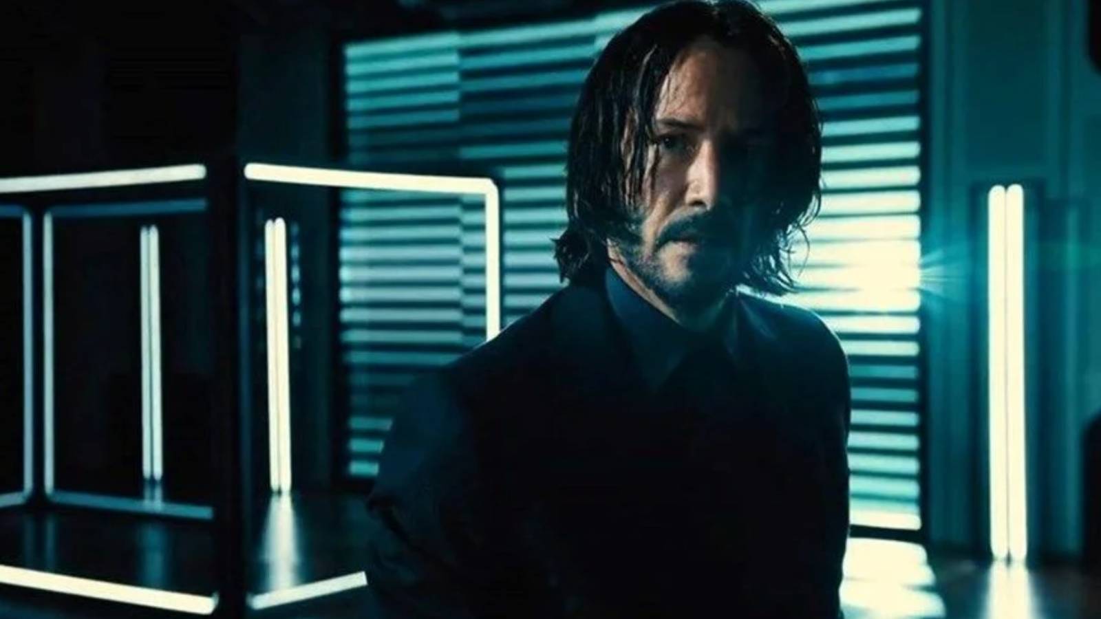 Aksiyon filmlerinin yıldız oyuncusu Usta aktör Keanu Reeves artık pistlerin tozunu artırıyor