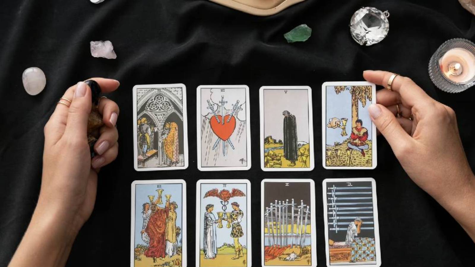 12 Ekim tarot falı: Bugün tanışacağın kişiye dikkat et!