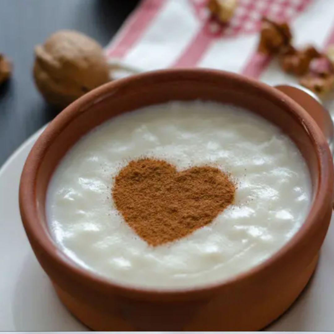 Anne sütünden sütlaç yapılır mı? Bebeklere sütlaç ne zaman verilir?