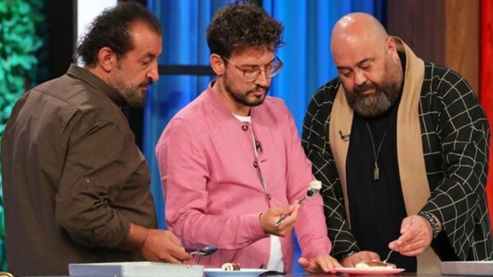 MasterChef&#039;te 23 Ekim dokunulmazlık oyununu kim kazandı? Eleme adayları kimler oldu?