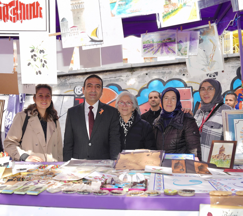 Beyoğlu Belediyesi'nden Kadın El Emeği Pazarı!